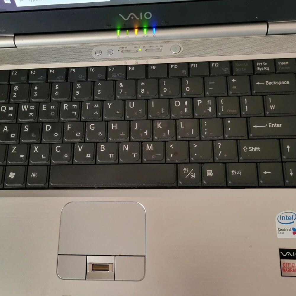 Sony VAIO PCG-6QYP Notebook Computer, Korean Version - Picture 11 of 15